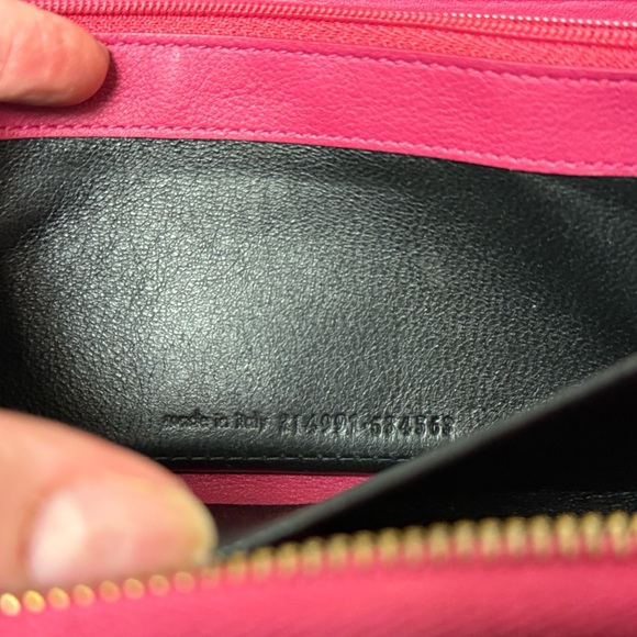YVES SAINT LAURENT Leather Classic Y Ligne Clutch/Zip-Around Wallet - Fuchsia - Picture 11 of 16